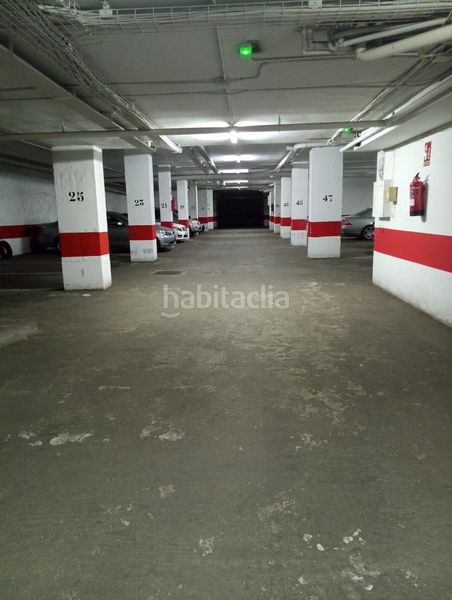 Foto d65025b9-90ee-4c1d-a507-b3263c303757. Aparcament cotxe a Casco Antiguo Badajoz