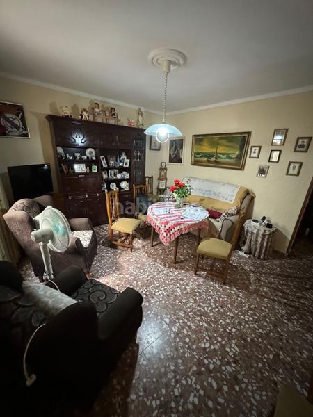 Foto f40d85be-d065-4ba1-a09d-65d0d0b8c3e5. Casa amb aparcament a Cerro de Reyes Badajoz