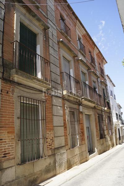 Foto a4d6cad2-516c-470c-80e9-02c34e47057a. Edificio oportunidad casa historica en Alburquerque
