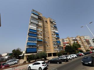 Lloguer Pis a Santa Marina. Oportunidad. piso alquiler de 3 dormitorios.