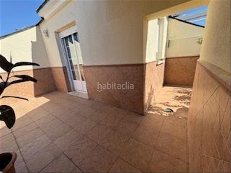 Foto d580a71f-e97f-4c54-91fc-72db65eed413. Dúplex  en jardines del guadiana en Avenida Elvas Badajoz