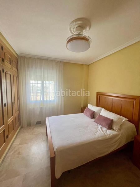 Foto e8f22e35-e065-4add-b36b-4e99e9544f63. Dúplex  en jardines del guadiana en Avenida Elvas Badajoz