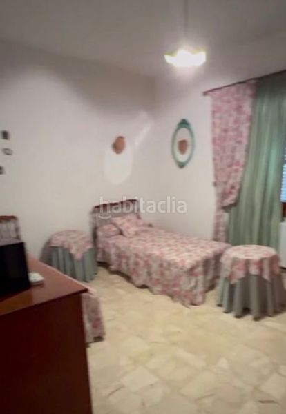 Foto bb463a3a-f87c-4eb6-8ab6-ece2fb3496b9. Chalet en Carretera de Sevilla - Los Montitos Badajoz