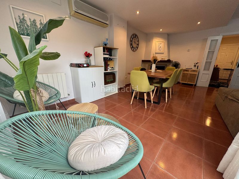 Foto 1f63c14f-d619-4987-b476-e31e0019436e. Casa adossada amb xemeneia calefacció piscina a Las Vaguadas Badajoz