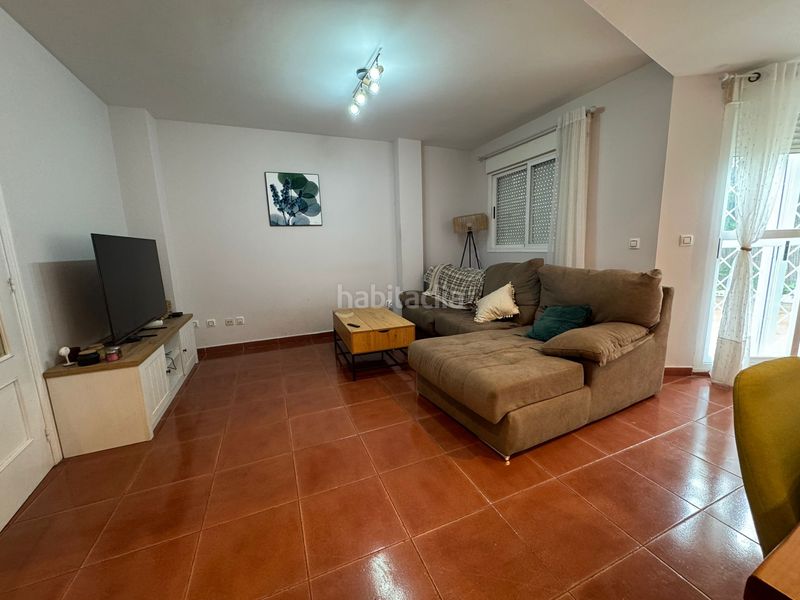 Foto 48314e76-c19d-4060-8257-712747a79d39. Casa adossada amb xemeneia calefacció piscina a Las Vaguadas Badajoz