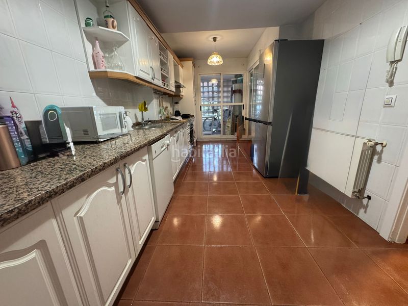 Foto 48a57545-c8f1-4e0c-af2b-019b5e783ff3. Casa adossada amb xemeneia calefacció piscina a Las Vaguadas Badajoz