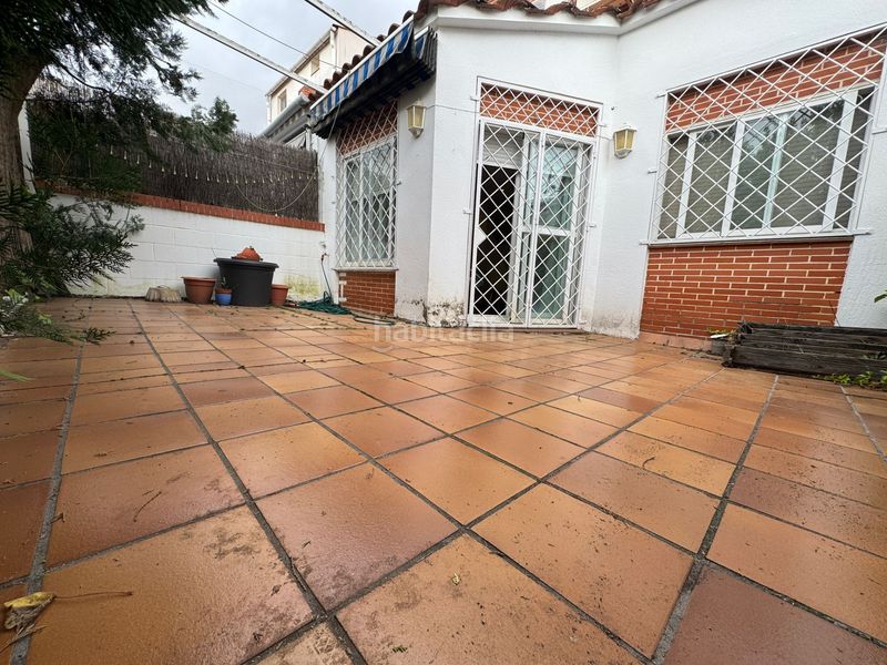 Foto 72672e8d-44a3-4e50-97aa-9bf8826fd55b. Casa adossada amb xemeneia calefacció piscina a Las Vaguadas Badajoz