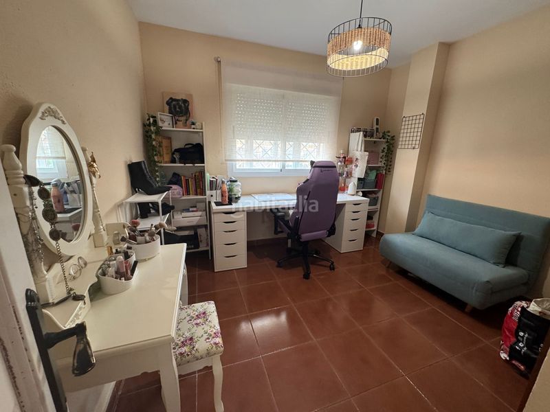 Foto 72cf7b88-3b1d-4220-9f64-aa0e3c275489. Casa adossada amb xemeneia calefacció piscina a Las Vaguadas Badajoz