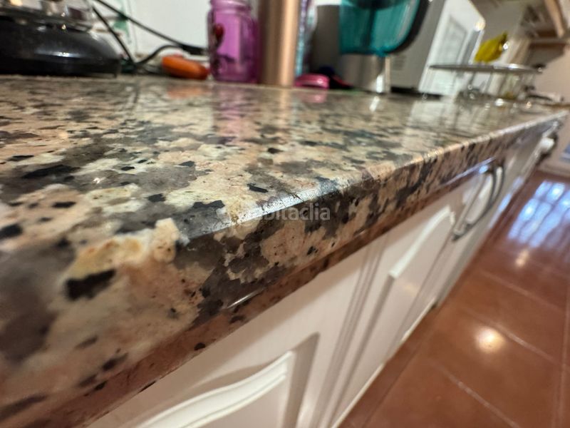 Foto c296bdcd-08b8-4be2-89dc-321d885d78a2. Casa adossada amb xemeneia calefacció piscina a Las Vaguadas Badajoz