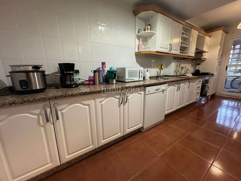 Foto c9a99e86-b025-4e31-9d0e-963199054e94. Casa adossada amb xemeneia calefacció piscina a Las Vaguadas Badajoz