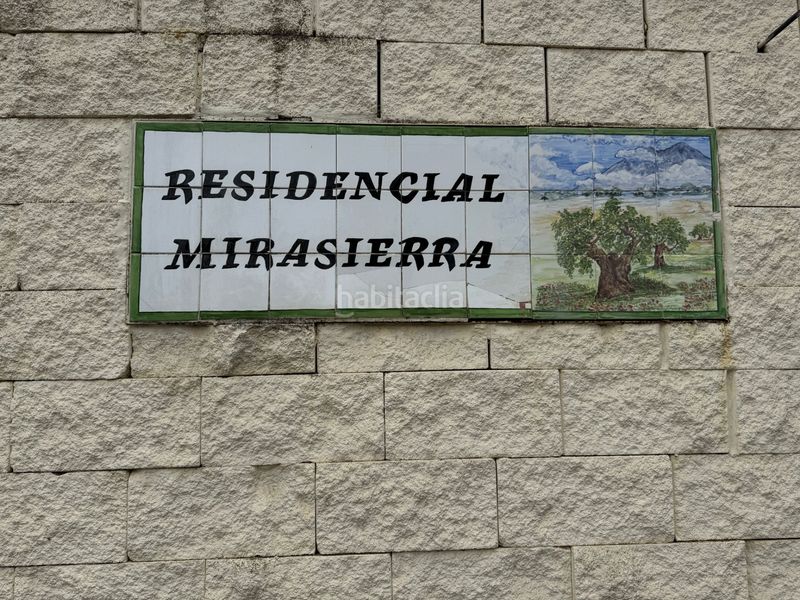 Foto dd78d0a8-bf6f-4630-9f06-3502662e8d09. Casa adossada amb xemeneia calefacció piscina a Las Vaguadas Badajoz