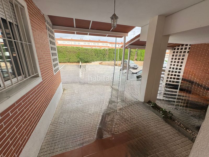 Foto ea4f8644-9009-42b7-a069-dffd076f548e. Casa adossada amb xemeneia calefacció piscina a Las Vaguadas Badajoz