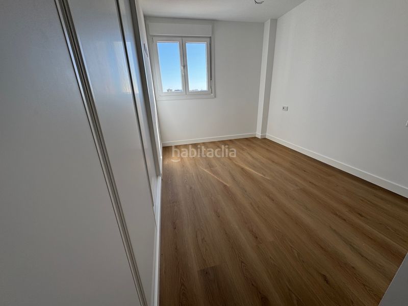 Foto 05c883f1-dead-4f45-98f7-69abe84f25d3. Apartament amb calefacció piscina a Avenida Elvas Badajoz