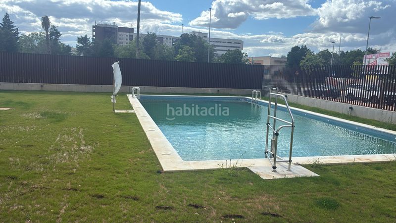 Foto 782becd4-313e-4279-8e57-ba6ccd1013ba. Apartament amb calefacció aparcament piscina a Avenida Elvas Badajoz