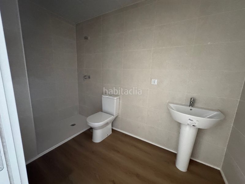 Foto e8949bbd-7ab4-41f9-a516-778ac15ddf88. Apartament amb calefacció piscina a Avenida Elvas Badajoz