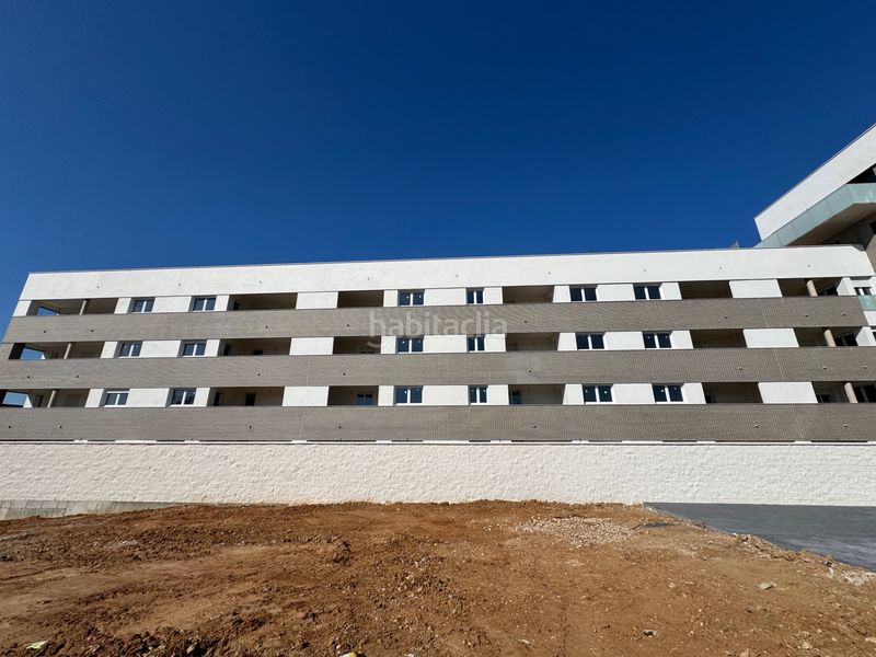 Foto fee4b923-c575-49bc-9c15-7a300b670426. Apartament amb calefacció piscina a Avenida Elvas Badajoz