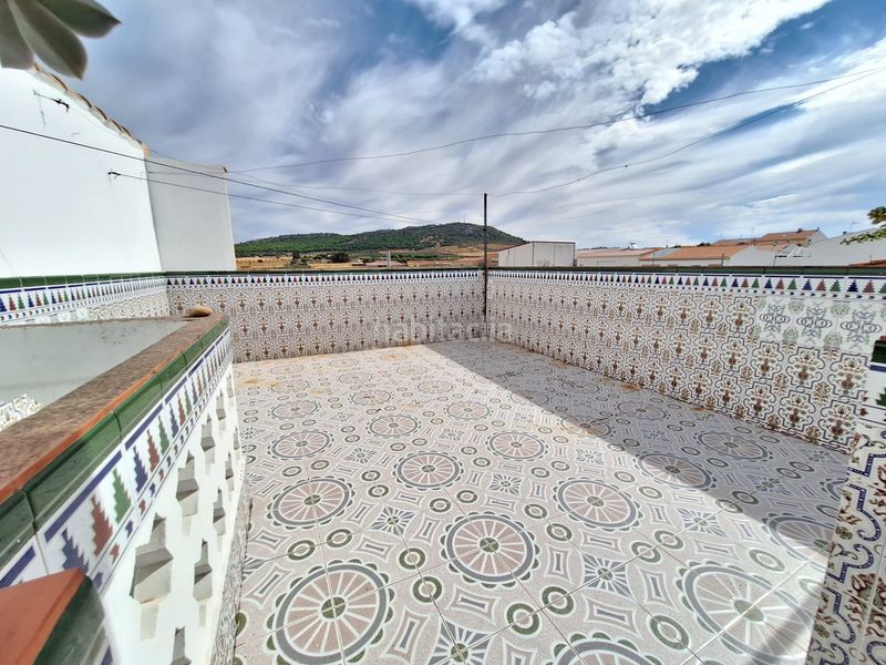 Foto f41aa0ed-8d0c-4252-be50-6af63ea06863. Casa amb aparcament a Puebla de Obando