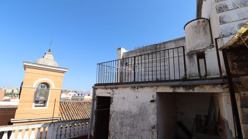 Foto 3e06cde1-90cc-40c5-b748-edf34478b790. Edifici a calle santa ana 15 a Casco Antiguo Badajoz
