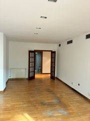 Lloguer Pis a Calle ángel quintanilla ulla 1. Alquiler de piso de 3 dormitorios con garaje y piscina en valdep