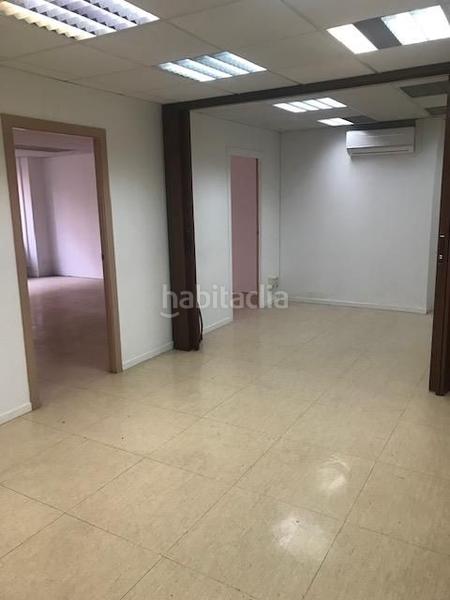 Foto f6d003dd-c8b5-4ca6-bac3-dd46e7c13130. Alquiler oficina en carrer de mallorca 19 en Hostafrancs Barcelona