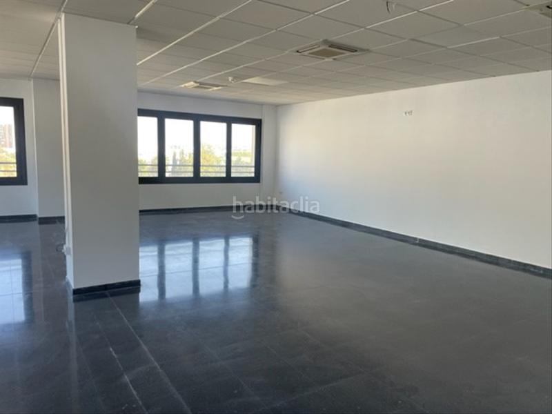 Foto 2c7f737d-2edc-4ca2-8caf-44014ff21779. Rent office space in avinguda de l'exèrcit 33 in Instituts-Universitat Lleida