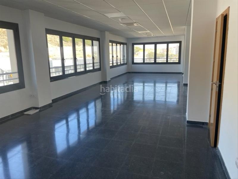 Foto abb6cc42-c492-40eb-969b-8592eb628573. Rent office space in avinguda de l'exèrcit 33 in Instituts-Universitat Lleida