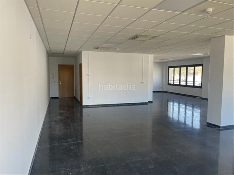 Foto edb2501c-b09e-4eae-a7a5-07fce81aa9de. Rent office space in avinguda de l'exèrcit 33 in Instituts-Universitat Lleida