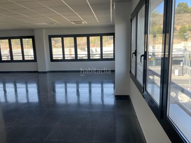Foto f2138a65-8ad4-4af9-b7ce-6fd95e987f2d. Rent office space in avinguda de l'exèrcit 33 in Instituts-Universitat Lleida