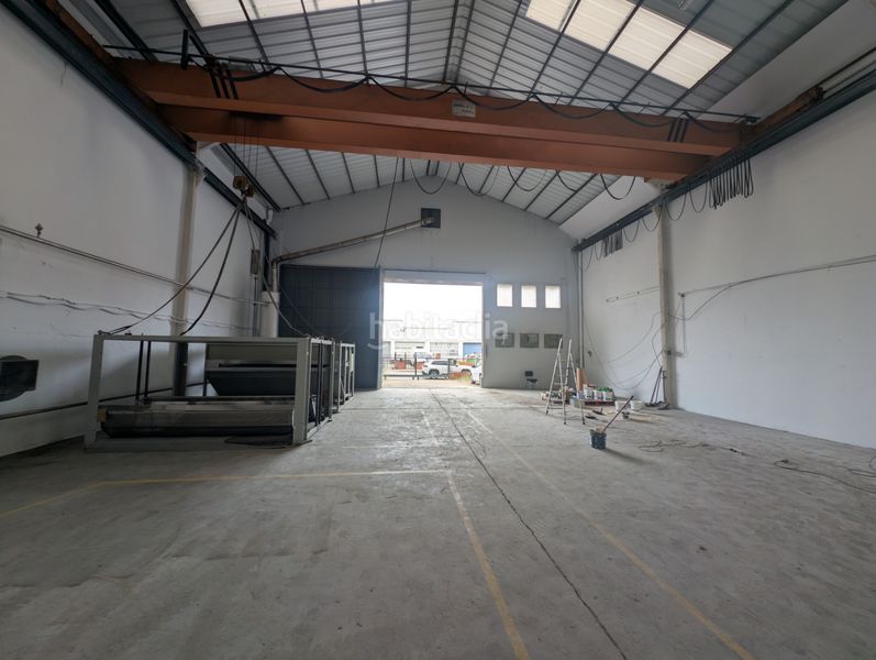 Foto cb40733f-f1c9-4bc0-9a73-23e1cb172780. Location bâtiment à usage industriel dans carrer de cadaqués 34 dans Llagosta (La)