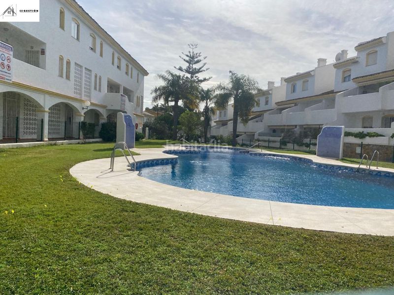 Foto 3b0e7b99-9eda-4acc-a9be-0887fcfa9fba. Dúplex amb calefacció aparcament piscina a Calahonda Mijas