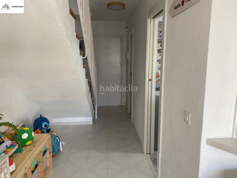 Foto cec56595-9270-41fe-a0aa-4380e2ec9235. Dúplex amb calefacció aparcament piscina a Calahonda Mijas