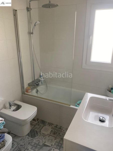 Foto df4a823e-bef3-4feb-8545-bc5d65d477a3. Dúplex amb calefacció aparcament piscina a Calahonda Mijas