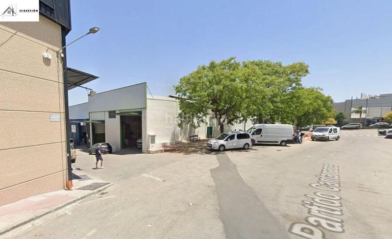 Foto 078fbdc0-aa19-4d1e-9614-b5846de1bd39. Nau industrial a Coín
