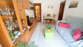 Appartement à Verdum. Piso en nou barris, 3 hab., ascensor