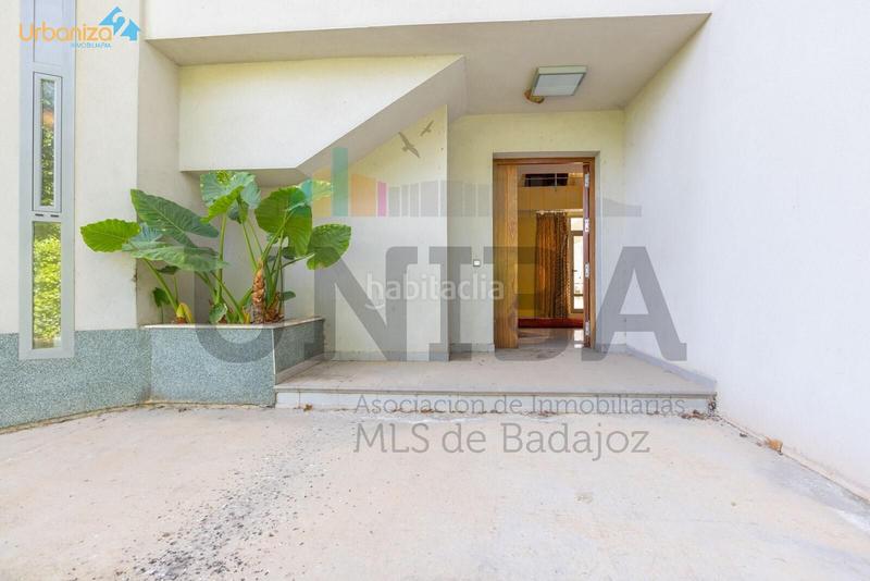 Foto 847cdb95-7a49-4823-b350-3af2d4a431ed. Chalet con riscaldamento parcheggio piscina in Las Vaguadas Badajoz