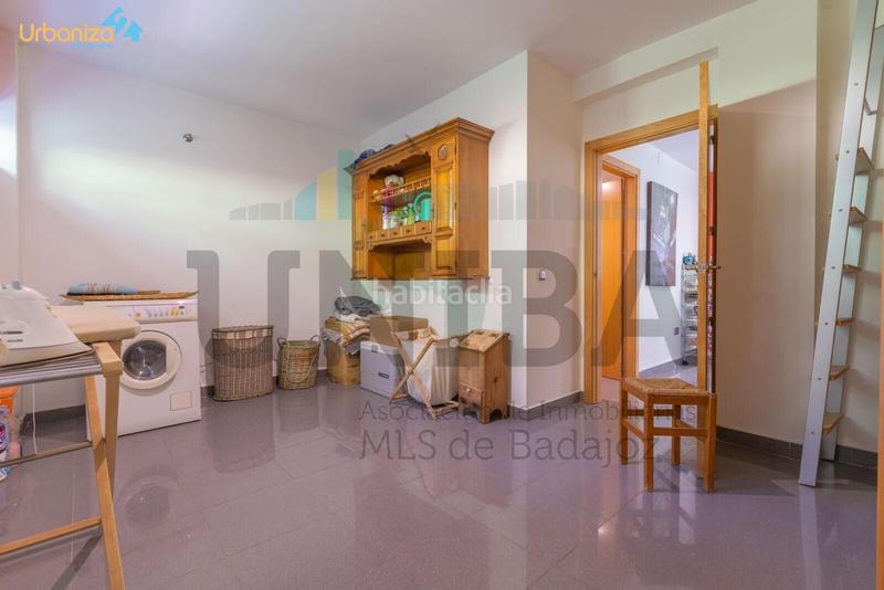 Foto 8a2b6af8-3e7a-4a0b-8bf1-9b493546cbfc. Chalet con riscaldamento parcheggio piscina in Las Vaguadas Badajoz