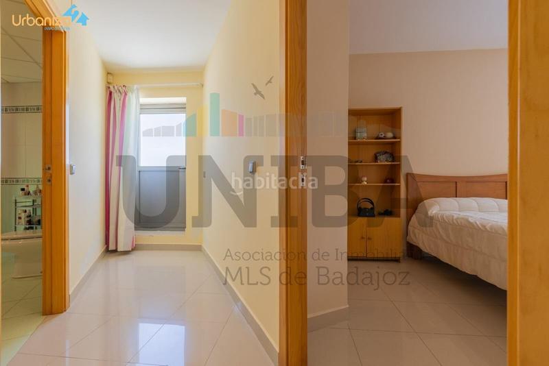 Foto d7714619-234d-4c65-bdd0-134a528473e2. Chalet con riscaldamento parcheggio piscina in Las Vaguadas Badajoz
