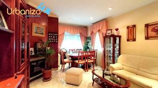 Attique à Fregenal de la Sierra. Bonito duplex  de 3 habitaciones y acogedor apartamento  contigu