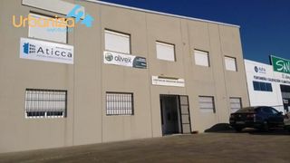 Rent Office space  Calle nevero. Oficina en alquiler badajoz