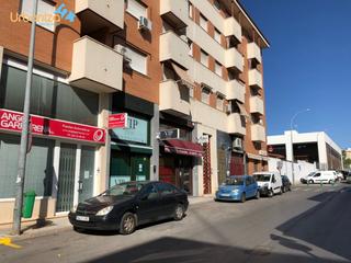 Location Local commercial  Calle jacobo rodriguez pereira. Local acondicionado en maria auxiliadora de 2 plantas