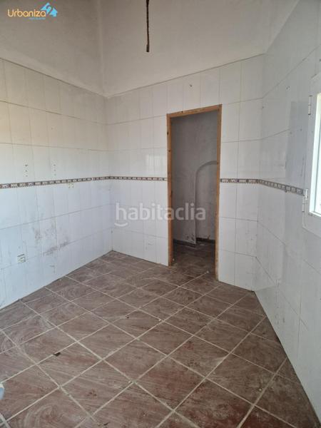 Foto 289a7ccd-7e1b-4c48-afa9-57b6441a7e6a. Terreno residencial terreno con vivienda en Almendral