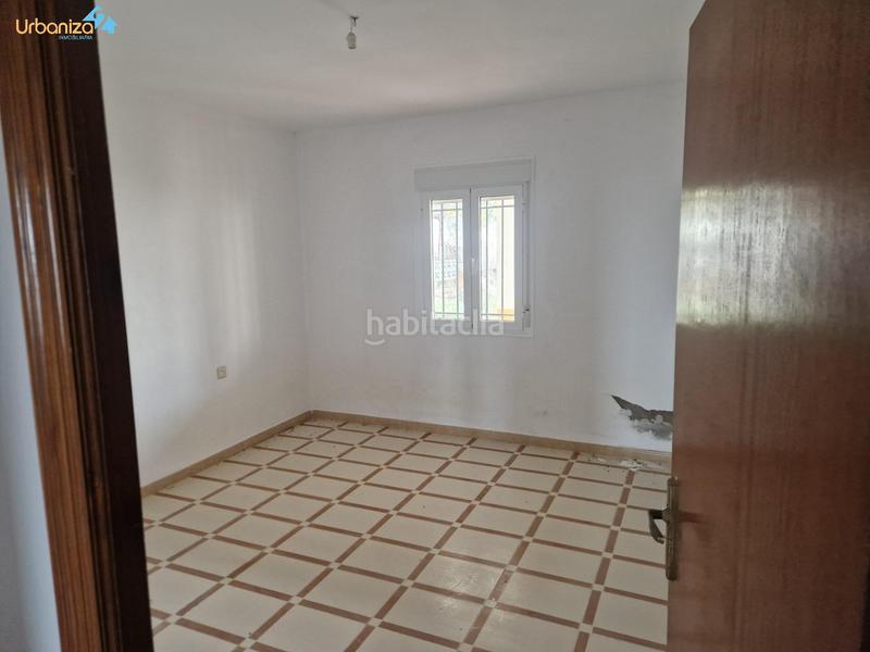 Foto 2c81b78d-4ea5-493e-8faf-ca40441c0787. Terreno residencial terreno con vivienda en Almendral