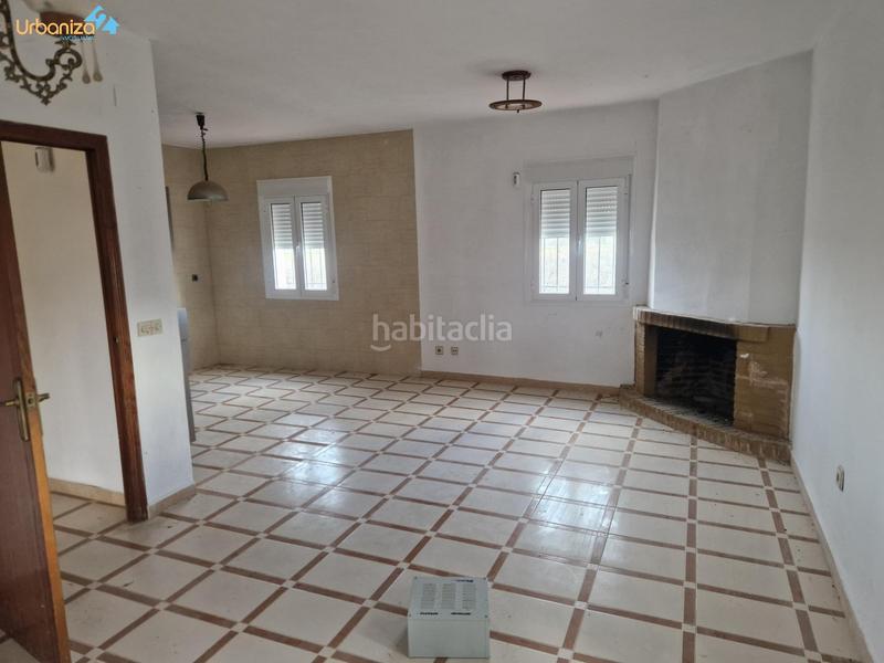 Foto 4dab0a9d-6688-4d60-86b3-e4d1f63ebb02. Terreno residencial terreno con vivienda en Almendral