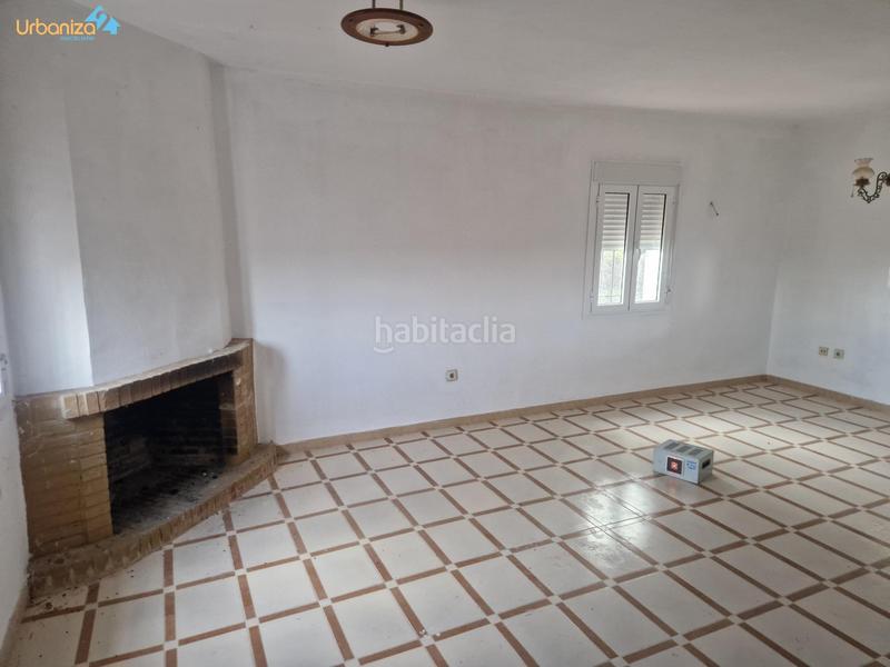 Foto 7f25453d-38b8-460d-989c-da0b3506afe3. Terreno residencial terreno con vivienda en Almendral