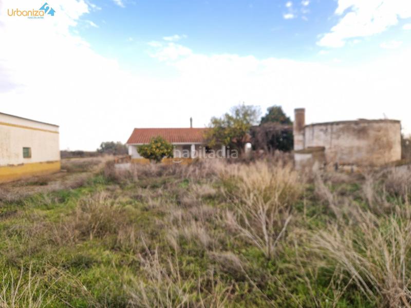 Foto 9d175d99-976d-4b47-aa74-7f4873ad9e19. Terreno residencial terreno con vivienda en Almendral