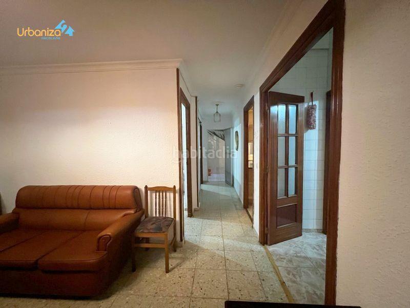 Foto 734f010b-8562-41fd-aba5-0bb9062cd4ef. Planta baja piso en planta baja bien acondicionado en maria auxiliadora con patio y terraza comunitaria en Badajoz