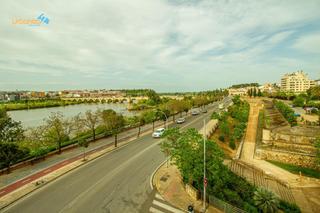 Pis a Santa Marina. Vivienda en venta de 4 dormitoros vistas al rio en badajoz