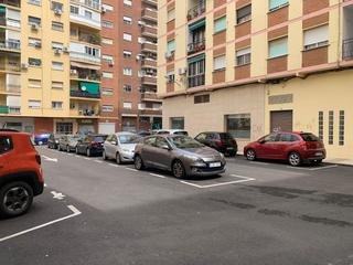 Car parking in Santa Marina