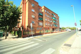 Pis a San Roque - Ronda Norte. Vivienda de 4 dormitorios con garaje en san roque