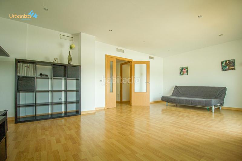 Foto 43103bba-3cef-486e-9b74-920dfc48a8fc. Pis amb aparcament piscina a Golf Guadiana Badajoz